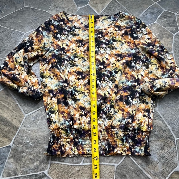 thesis Convertible Sleeve Elastic Waist Blouse - Picture 10 of 10